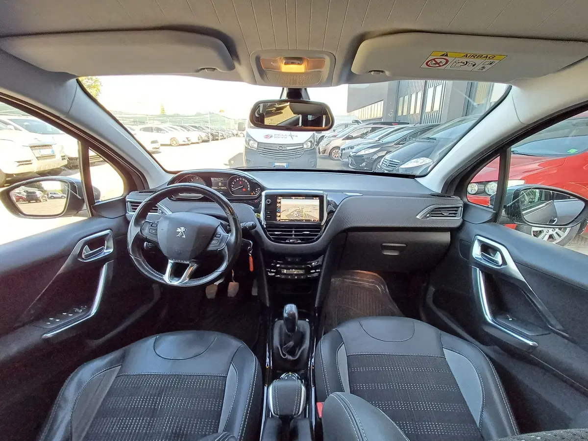 Peugeot 2008 usata a Modena (10)