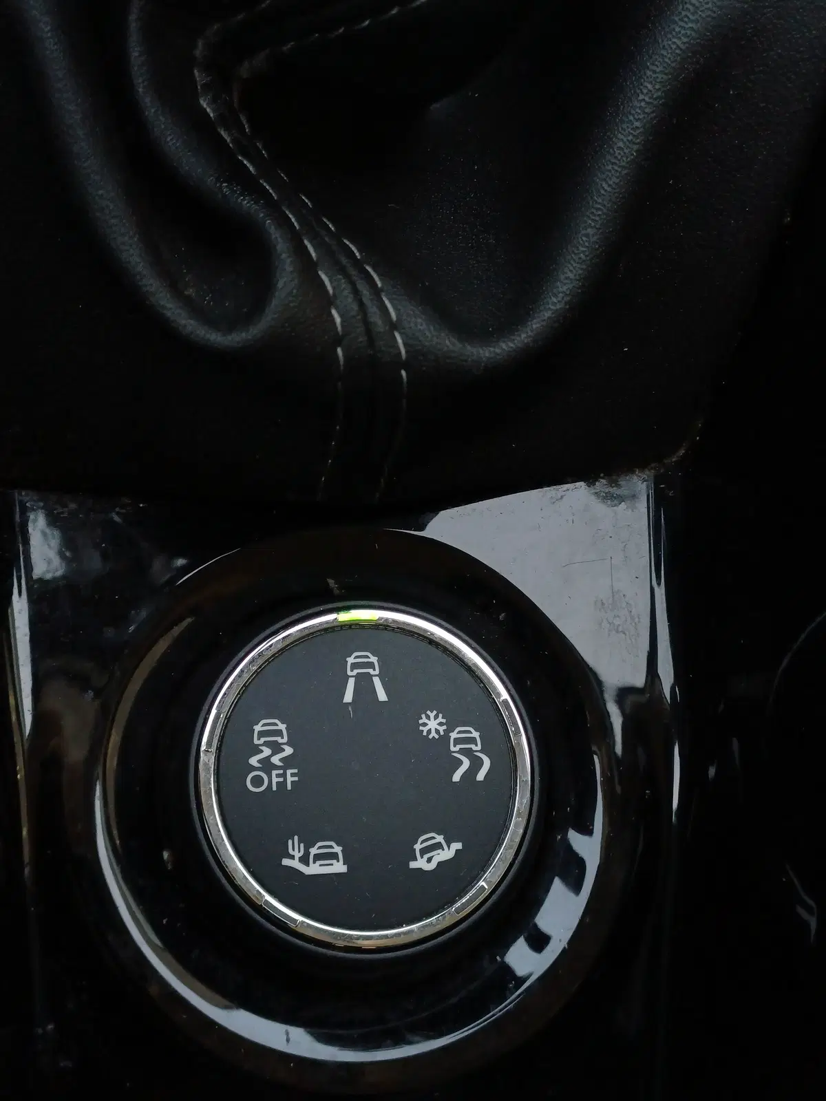 Peugeot 2008 usata a Modena (19)