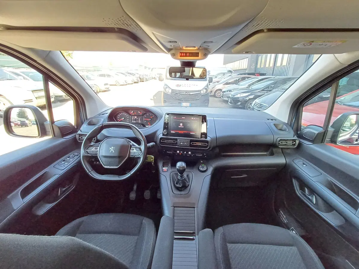 Peugeot Rifter usata a Modena (10)
