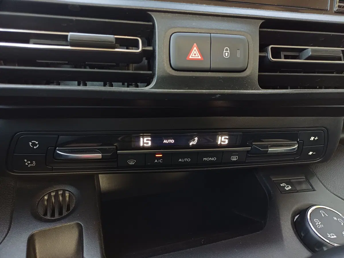 Peugeot Rifter usata a Modena (16)