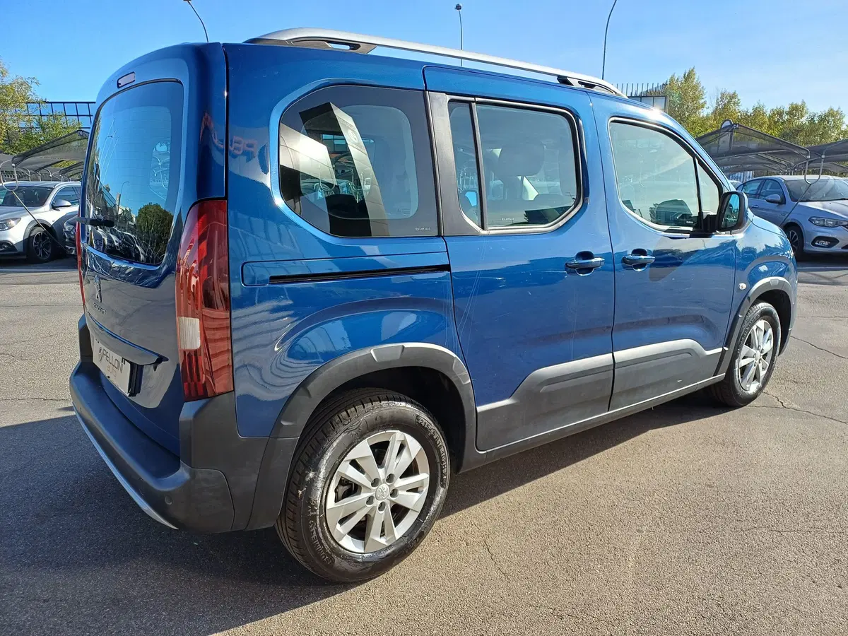 Peugeot Rifter usata a Modena (7)