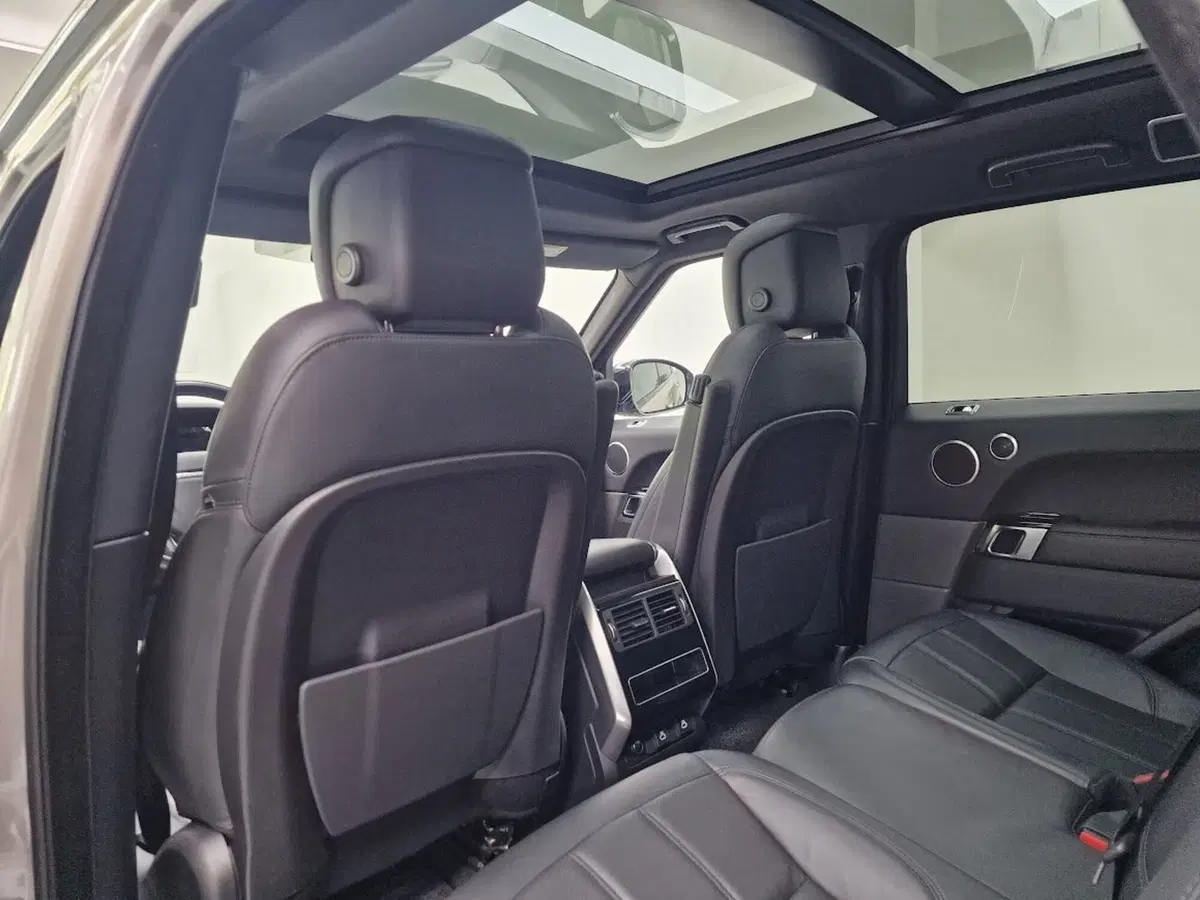 Land Rover Range Rover usata a Verbano Cusio Ossola (20)