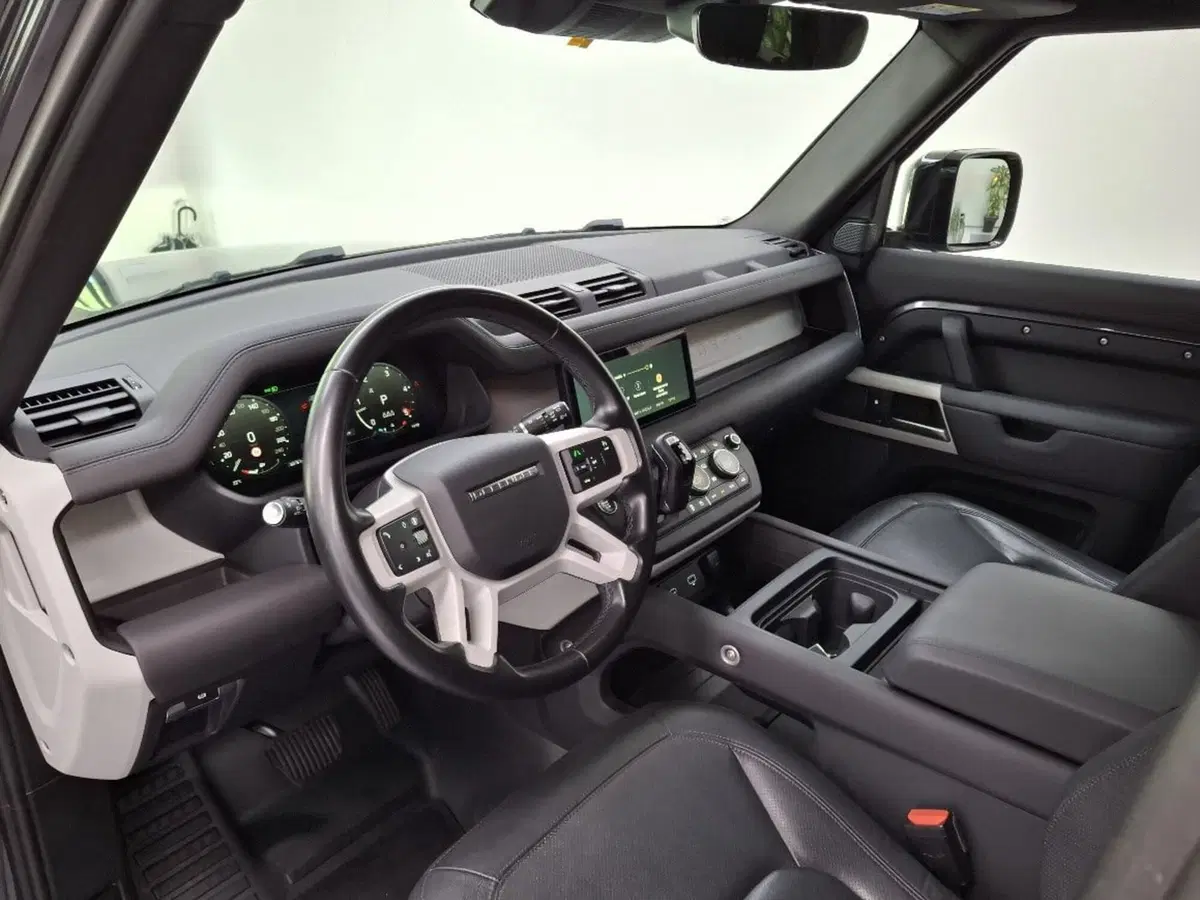 Land Rover Defender usata a Verbano Cusio Ossola (11)