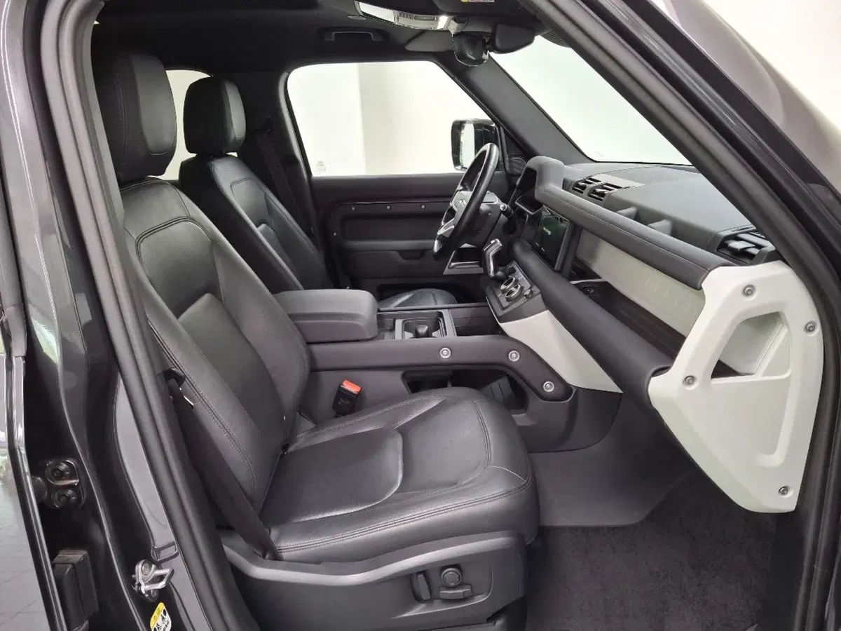 Land Rover Defender usata a Verbano Cusio Ossola (3)
