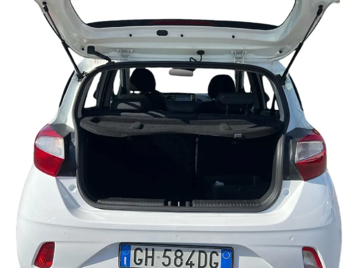 Hyundai i10 usata a Roma (10)