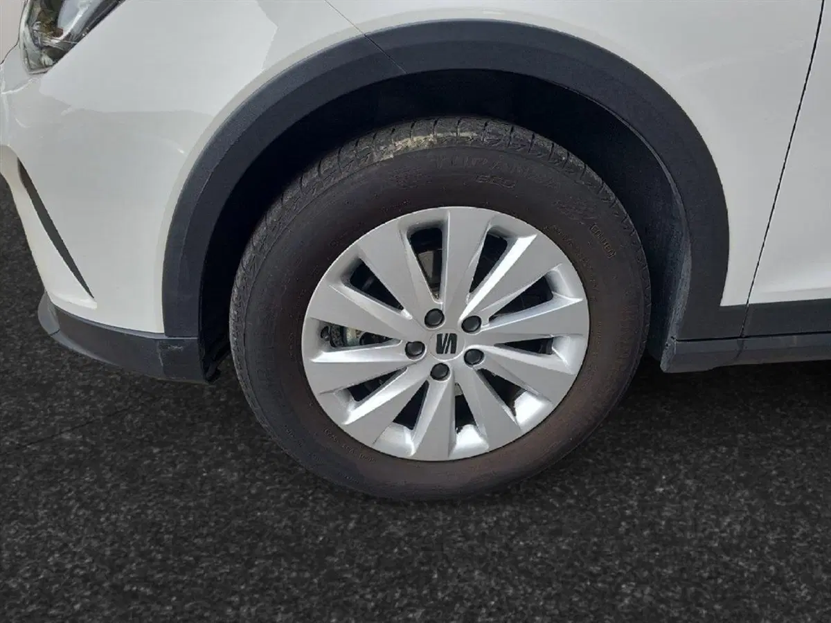 SEAT Arona usata a Lecco (18)