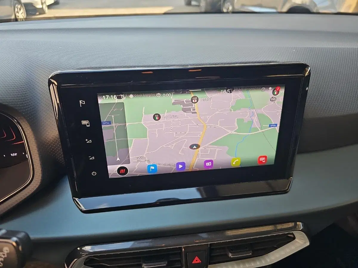 SEAT Arona usata a Lecco (15)