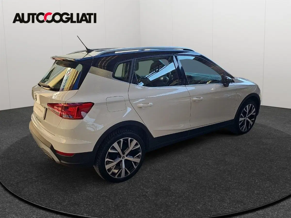 SEAT Arona usata a Lecco (8)