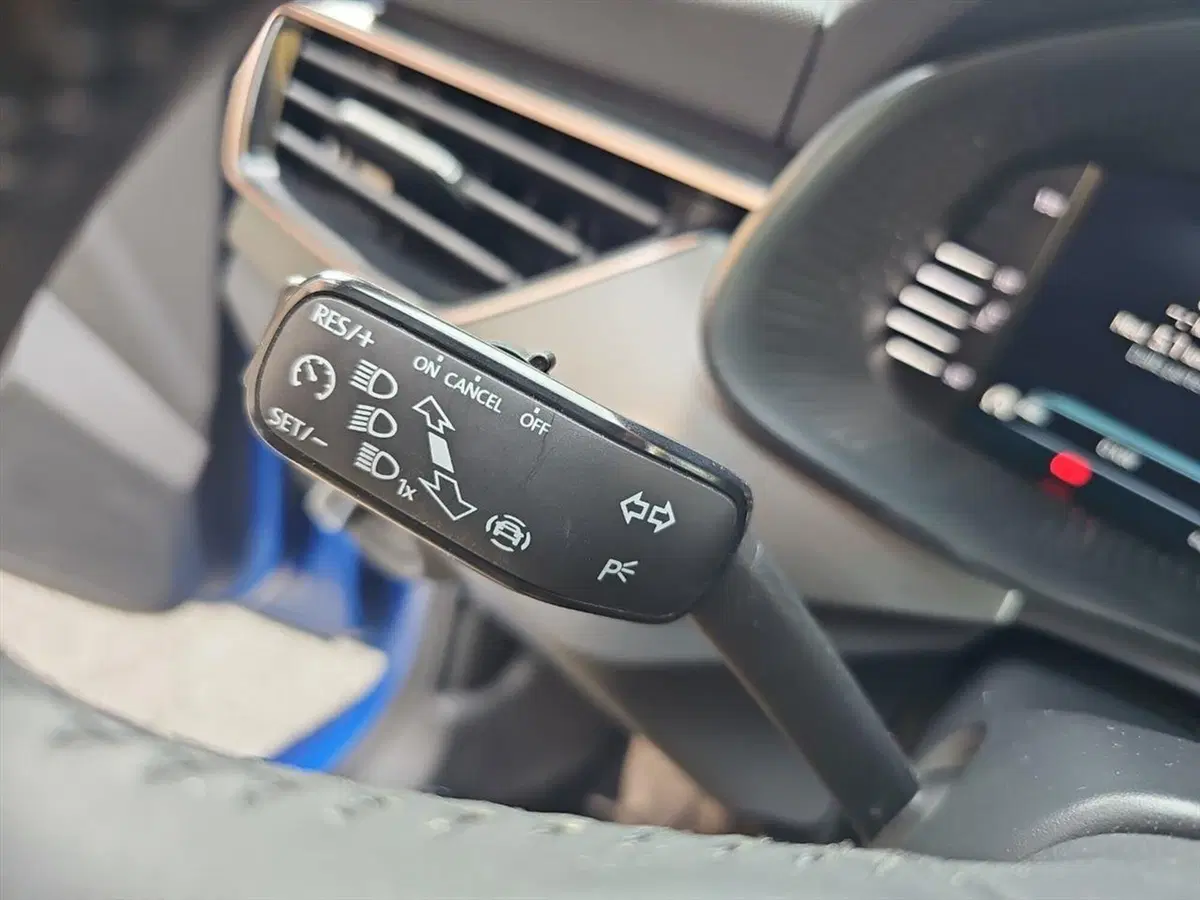 Skoda Kamiq usata a Lecco (17)