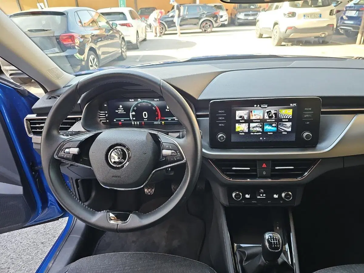 Skoda Kamiq usata a Lecco (9)