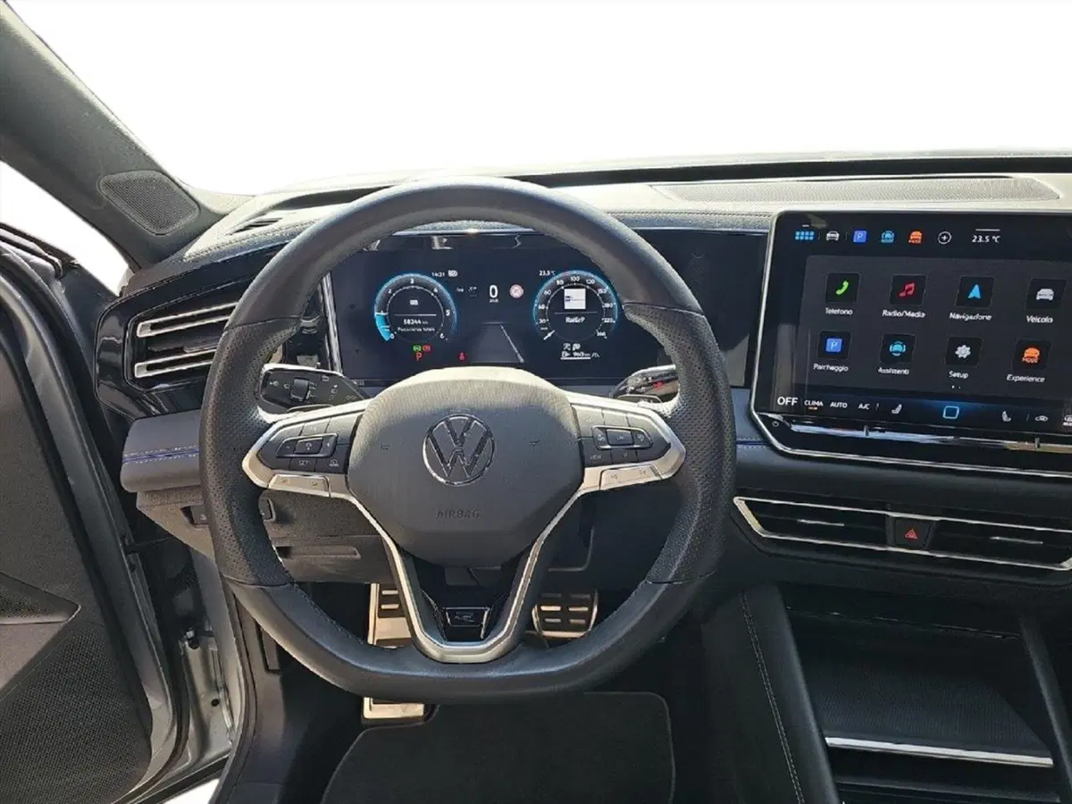 Volkswagen Tiguan usata a Lecco (10)
