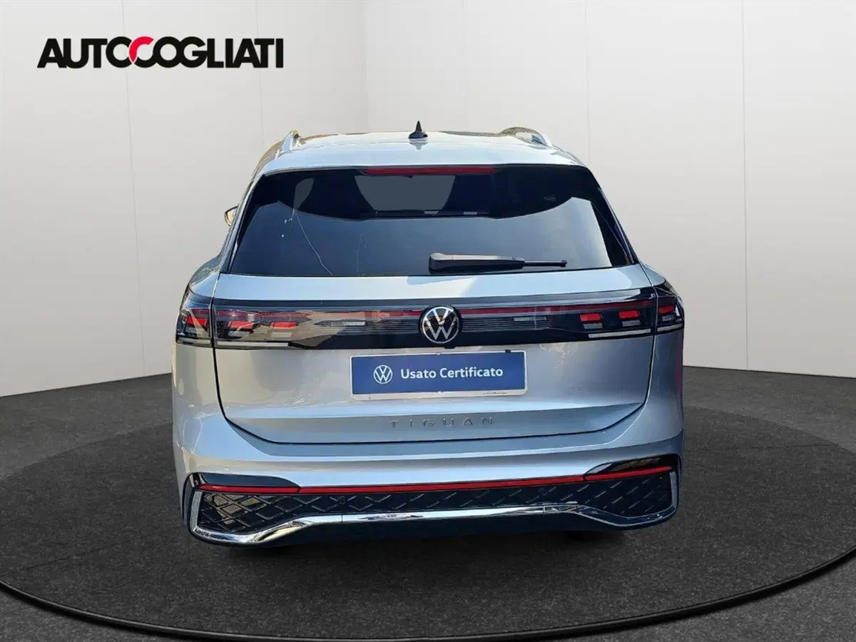 Volkswagen Tiguan usata a Lecco (6)