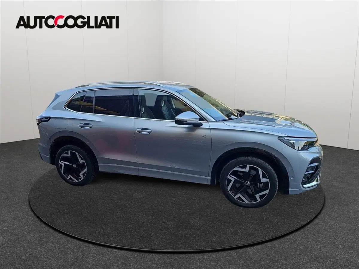 Volkswagen Tiguan usata a Lecco (8)