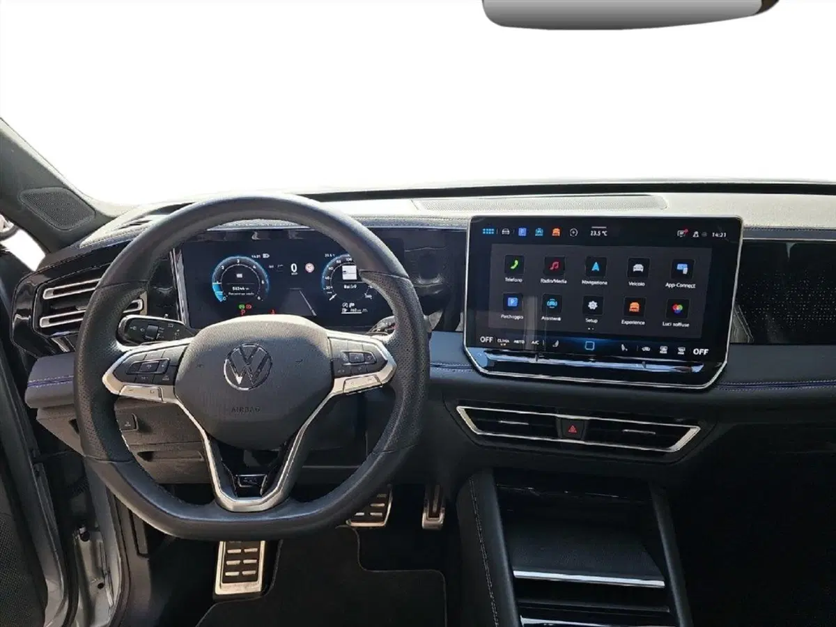 Volkswagen Tiguan usata a Lecco (9)