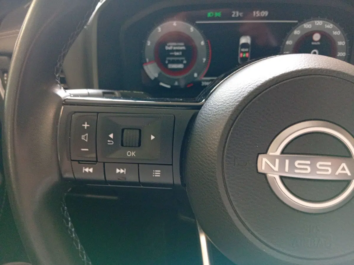 Nissan Qashqai usata a Varese (12)