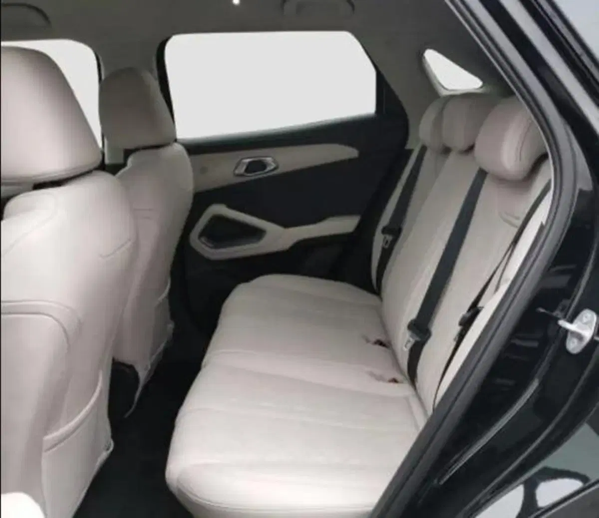 Byd Atto 2 DM-i usata a Bologna (10)