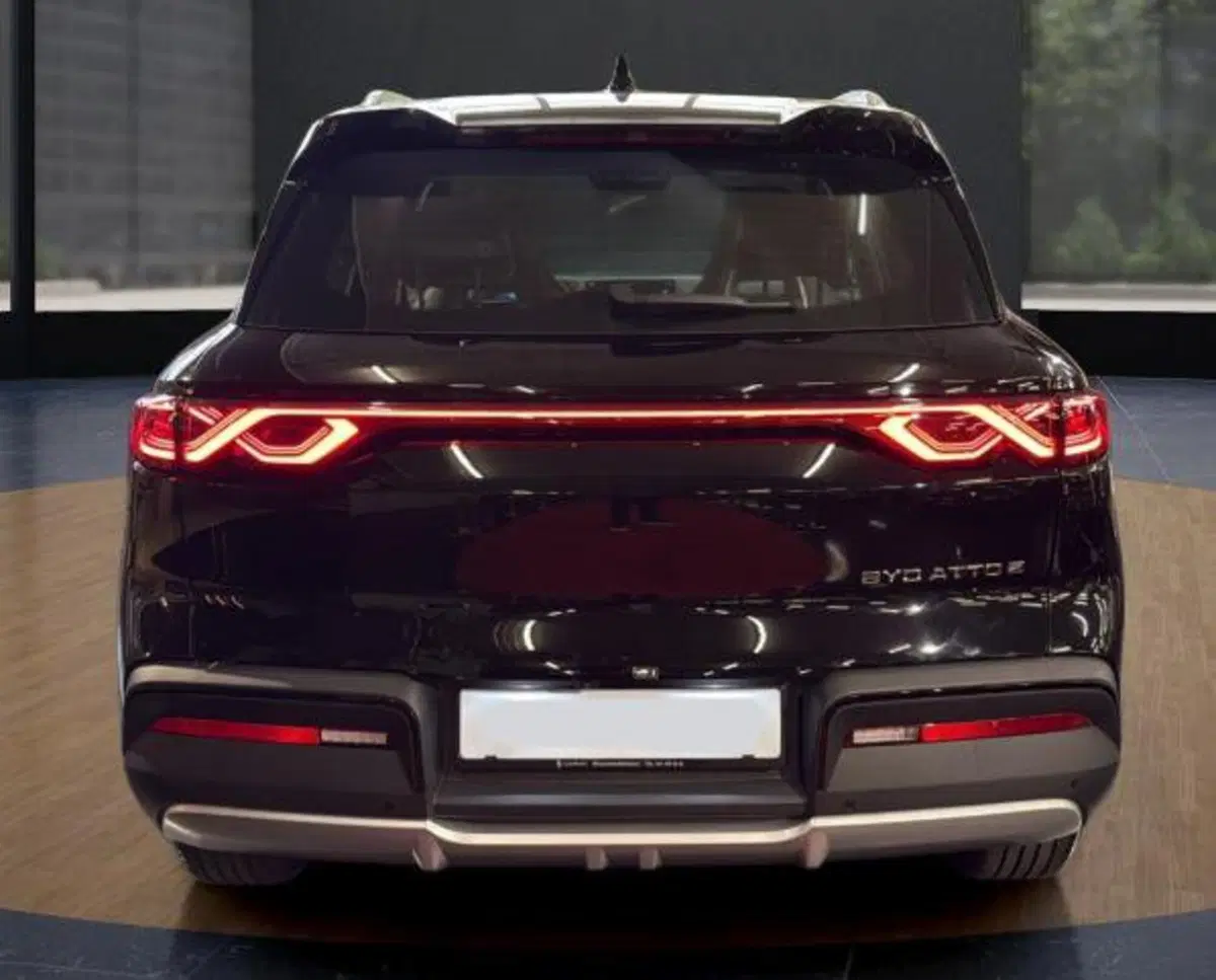 Byd Atto 2 DM-i usata a Bologna (4)