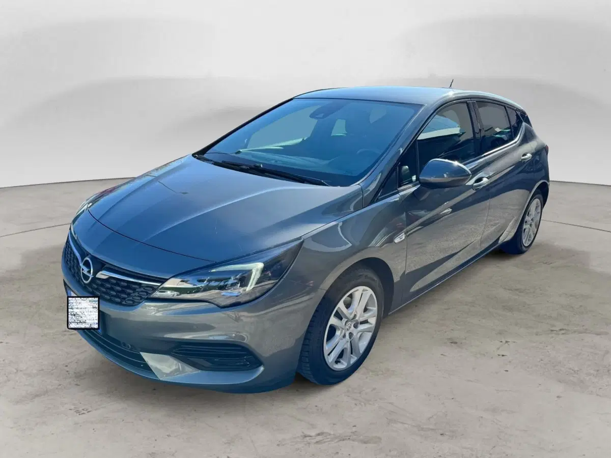 Opel Astra usata a Macerata