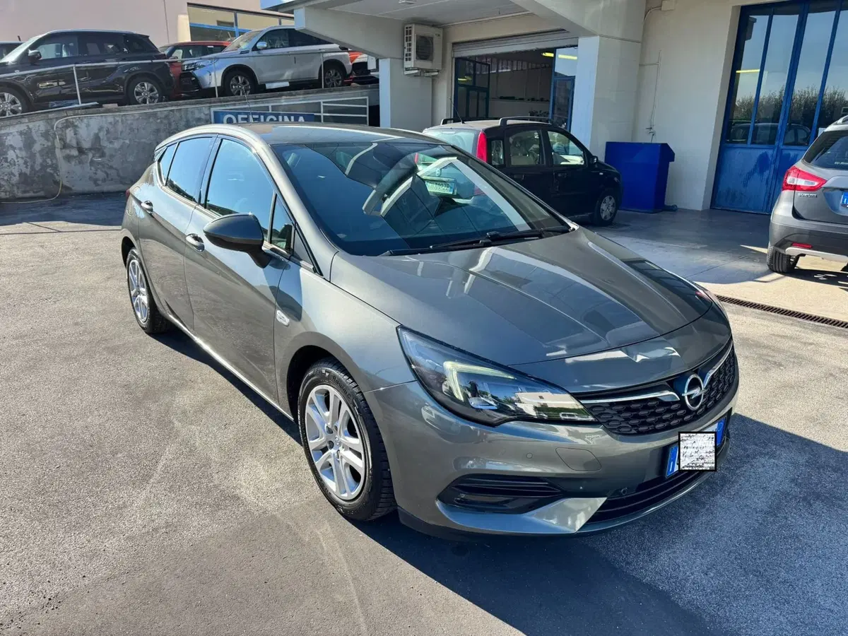 Opel Astra usata a Macerata (3)