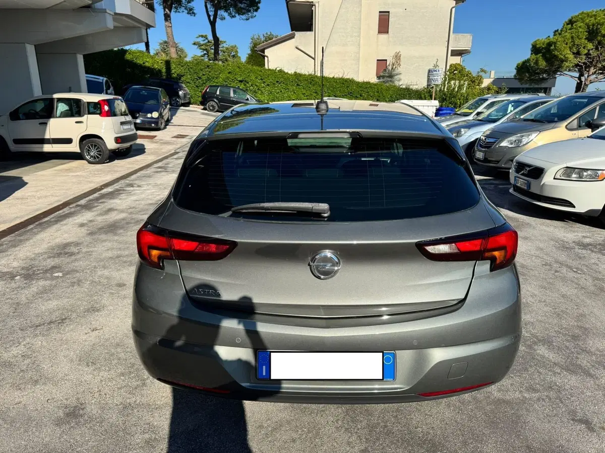 Opel Astra usata a Macerata (5)