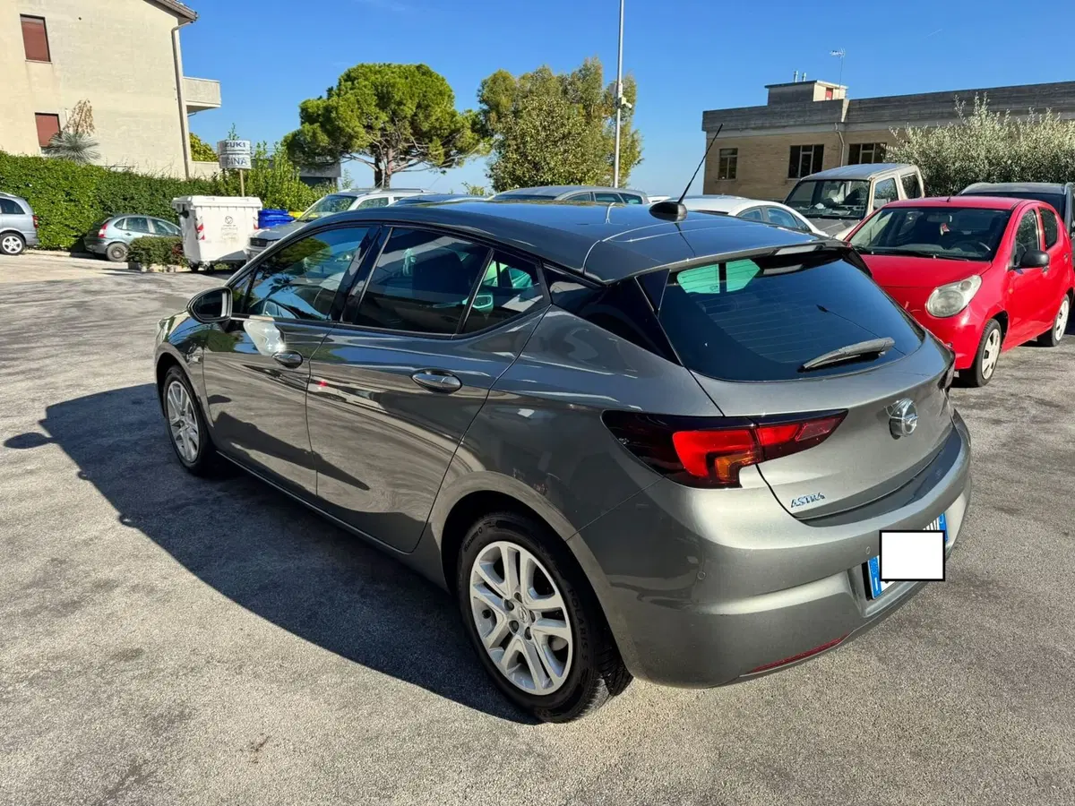 Opel Astra usata a Macerata (6)