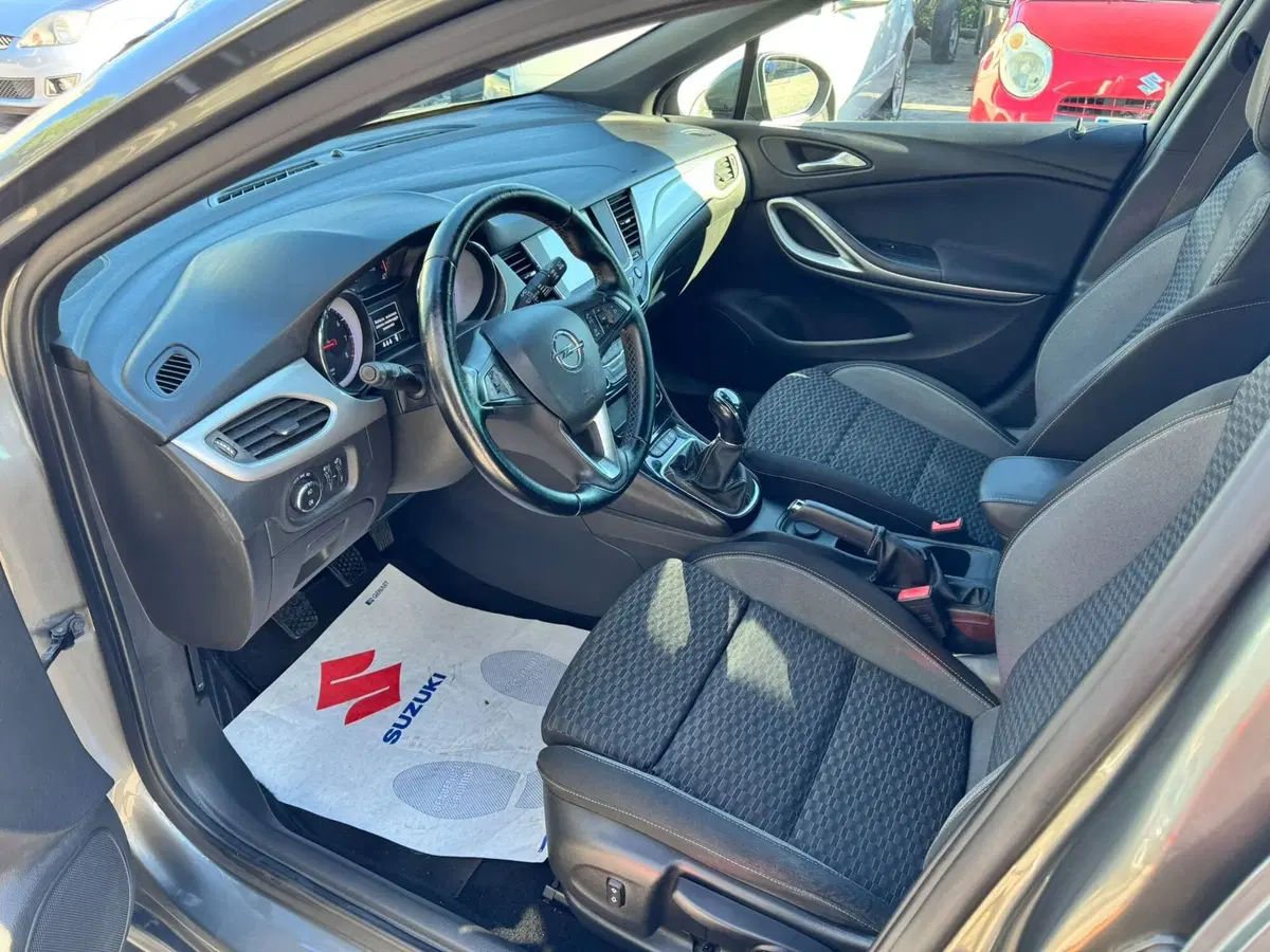 Opel Astra usata a Macerata (9)