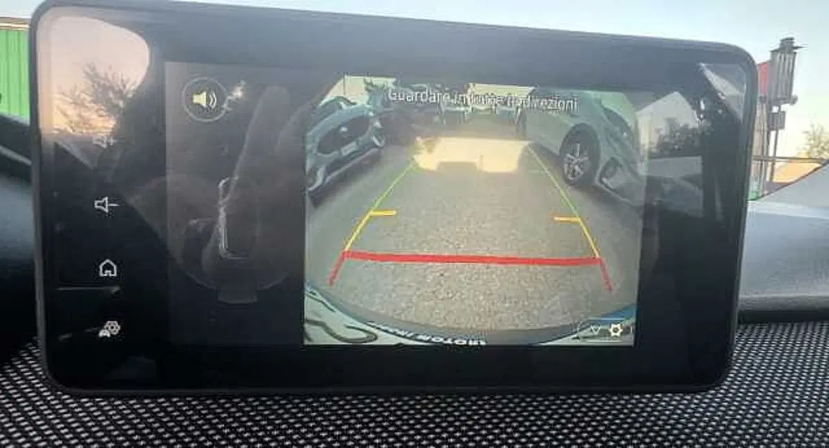 Dacia Sandero usata a Firenze (14)