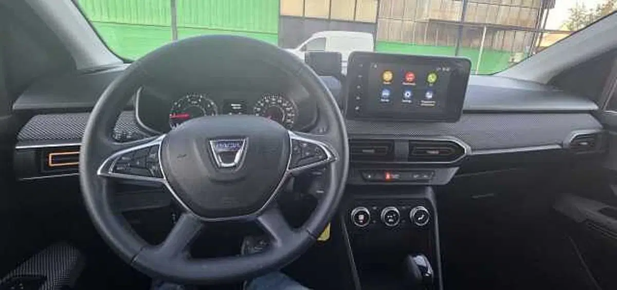 Dacia Sandero usata a Firenze (9)
