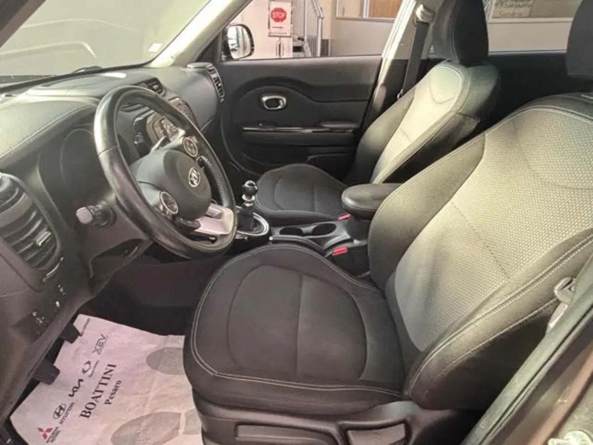 Kia Soul usata a Pesaro-Urbino (7)