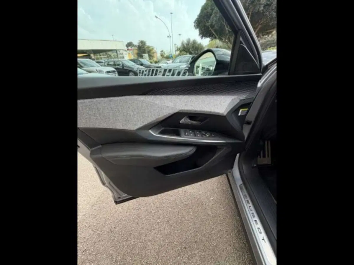 Peugeot 3008 usata a Caltanissetta (8)
