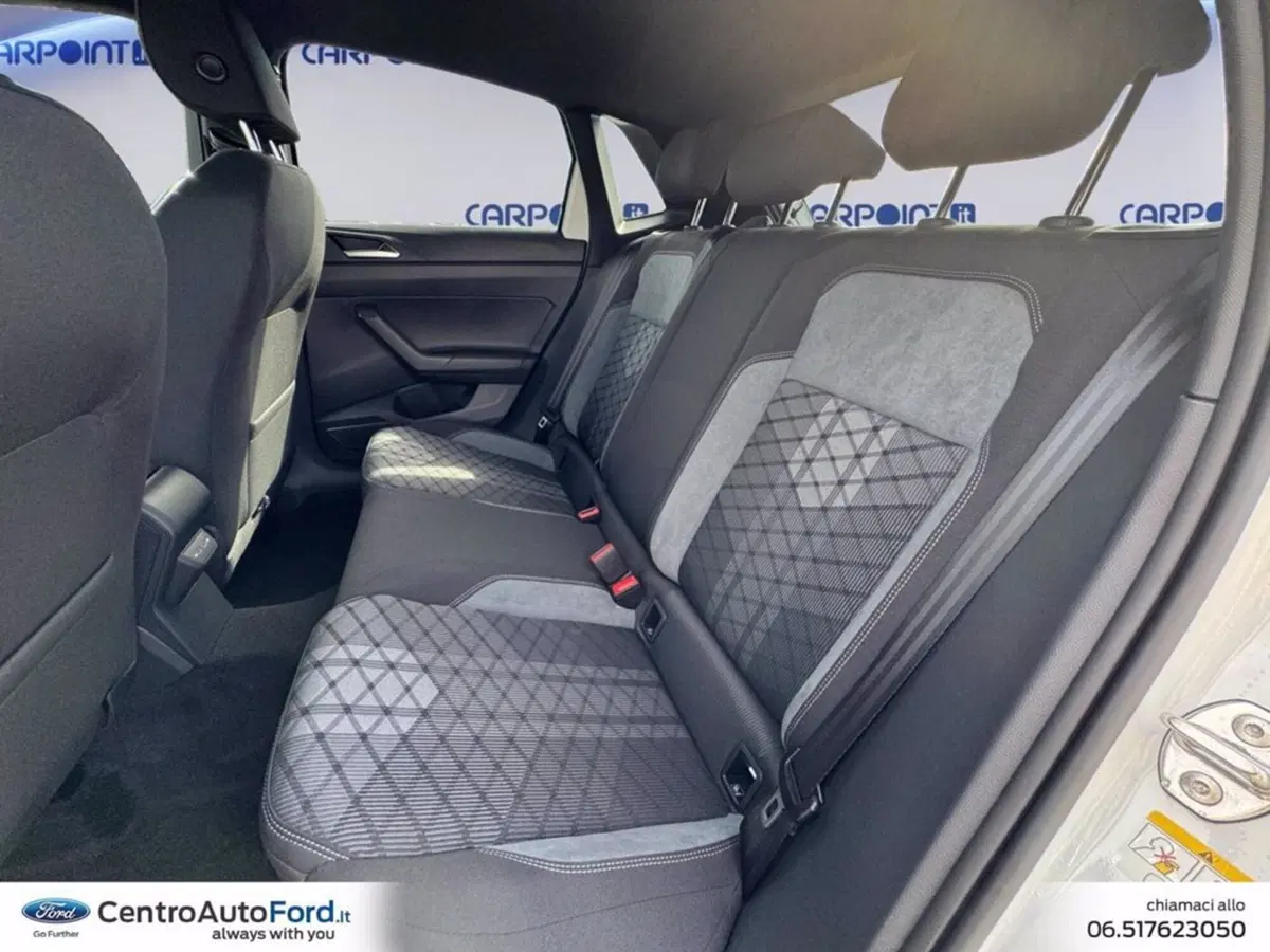 Volkswagen Polo nuova a Roma (13)