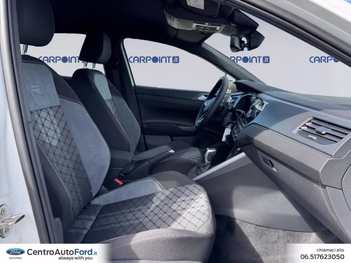 Volkswagen Polo nuova a Roma (15)