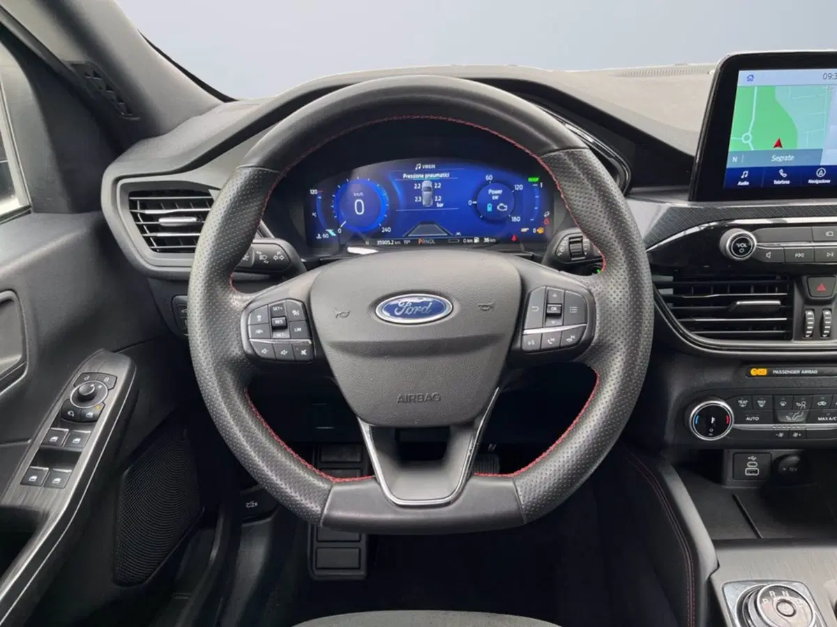 Ford Kuga usata a Milano (13)
