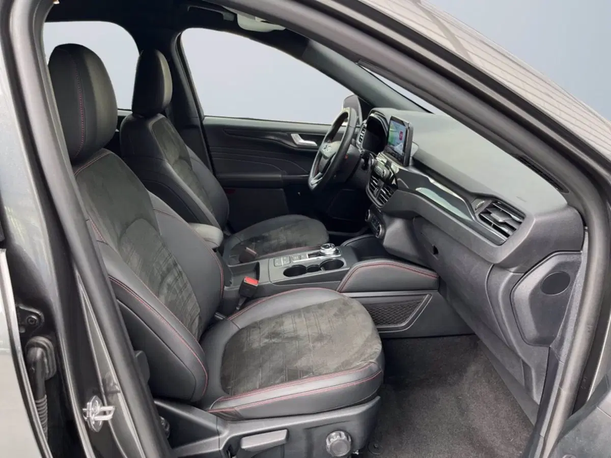 Ford Kuga usata a Milano (15)