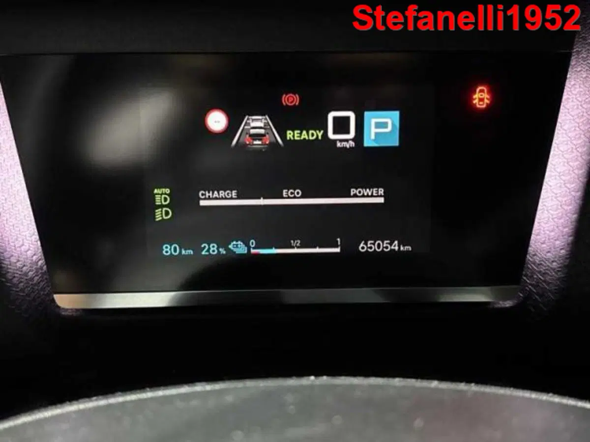Citroen e-C4 X usata a Bologna (12)