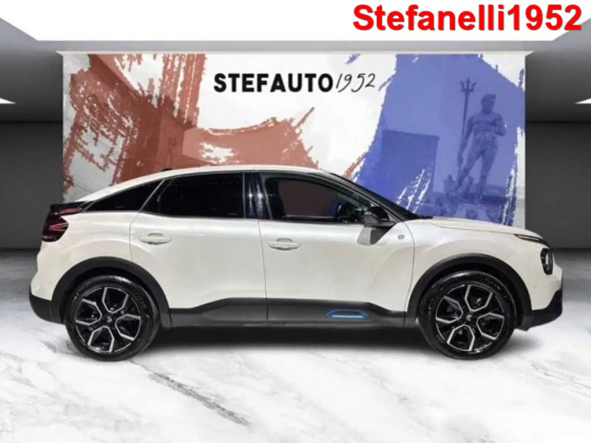 Citroen e-C4 X usata a Bologna (3)