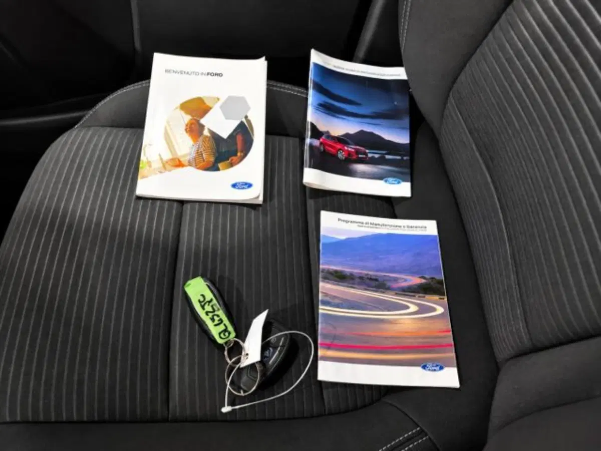 Ford Kuga usata a Firenze (15)
