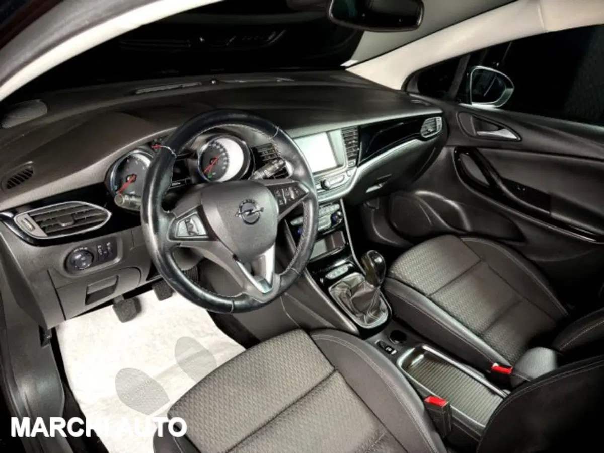 Opel Astra usata a Perugia (10)