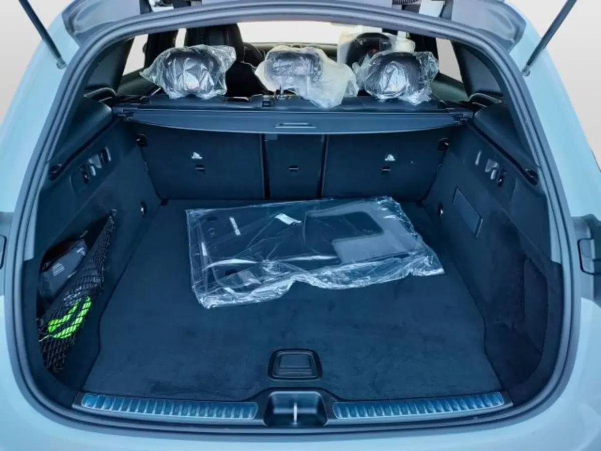 Mercedes-Benz GLC SUV nuova a Teramo (5)