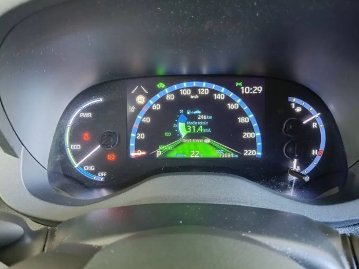 Toyota Yaris Cross usata a Teramo (12)