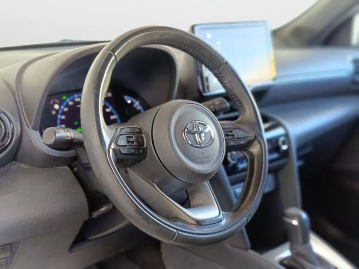 Toyota Yaris Cross usata a Teramo (17)