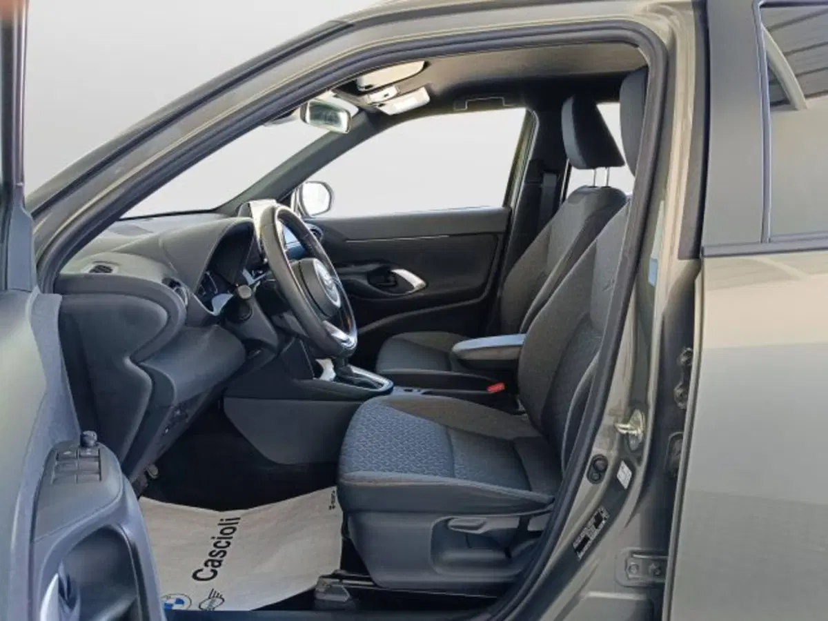 Toyota Yaris Cross usata a Teramo (8)