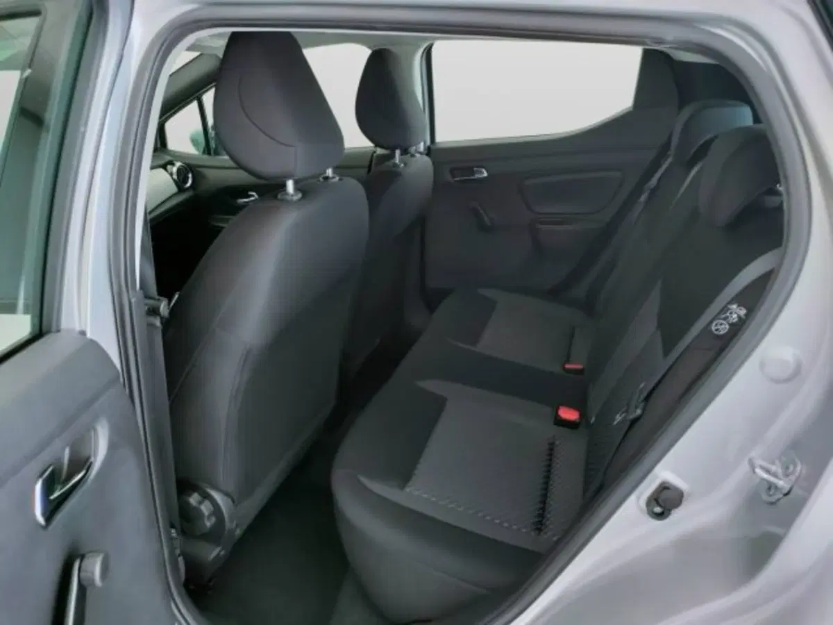 Nissan Micra usata a Teramo (11)