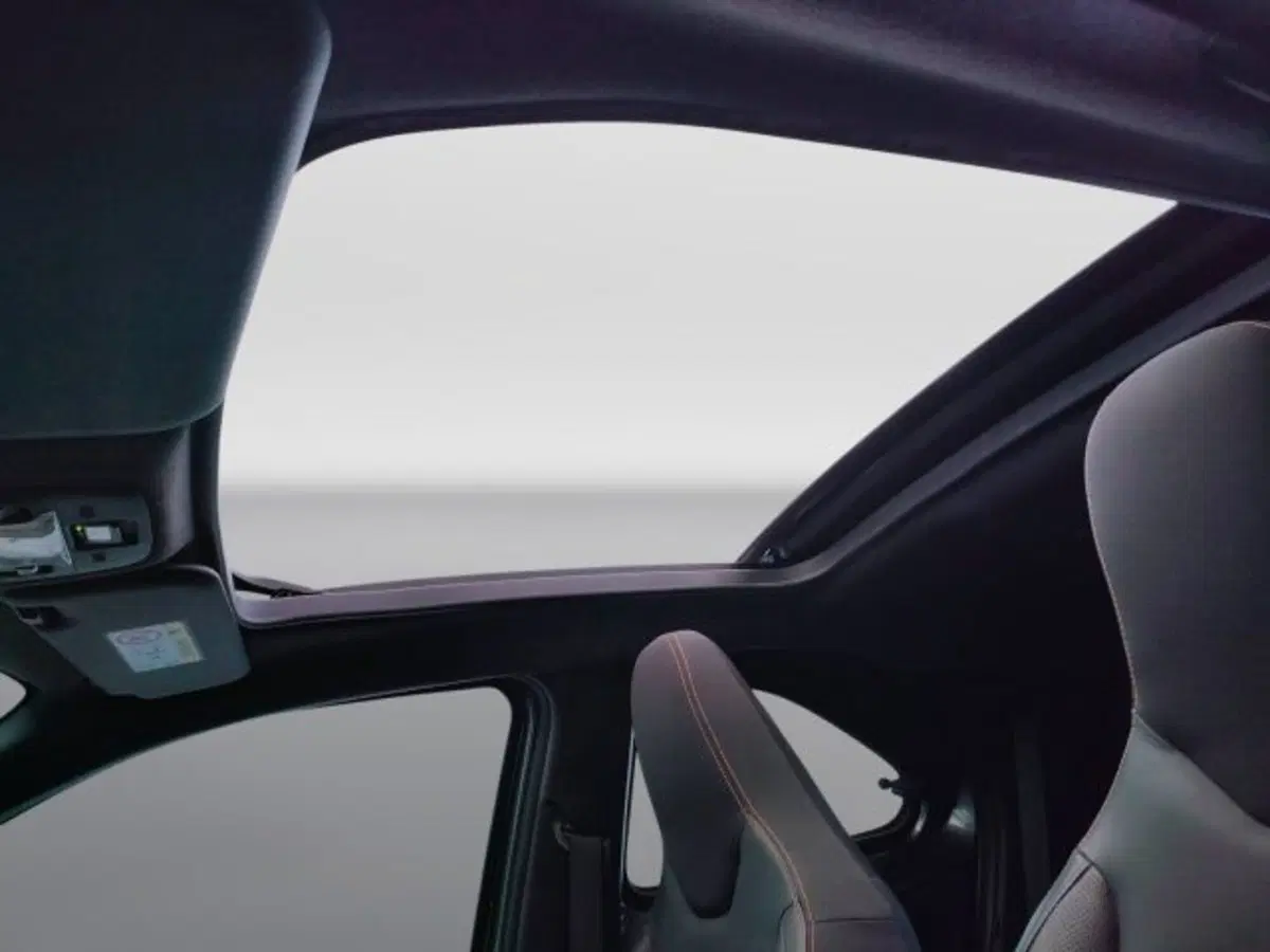 Toyota Aygo X usata a Teramo (11)