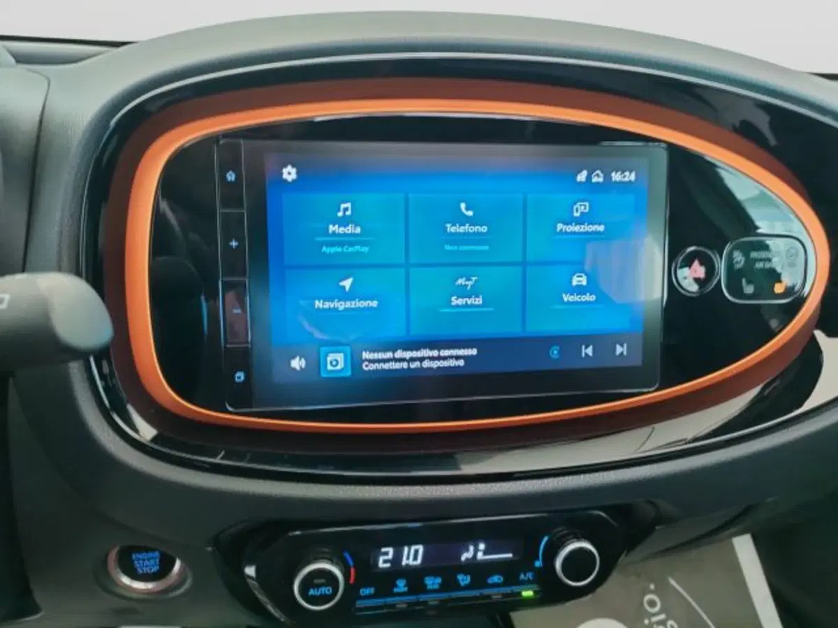 Toyota Aygo X usata a Teramo (12)