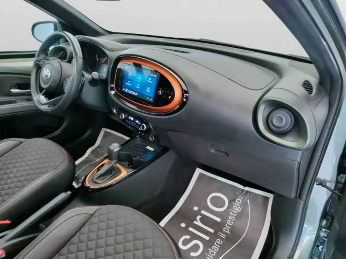 Toyota Aygo X usata a Teramo (14)