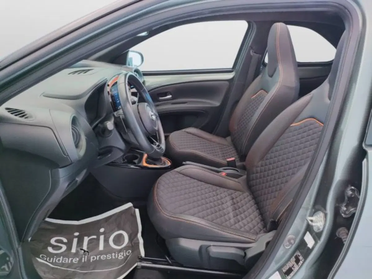 Toyota Aygo X usata a Teramo (17)