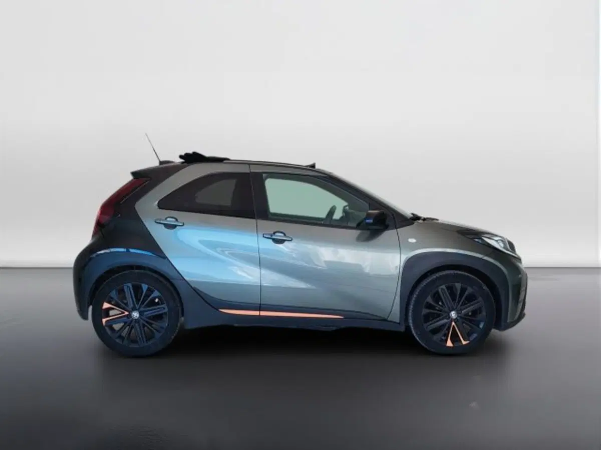 Toyota Aygo X usata a Teramo (4)