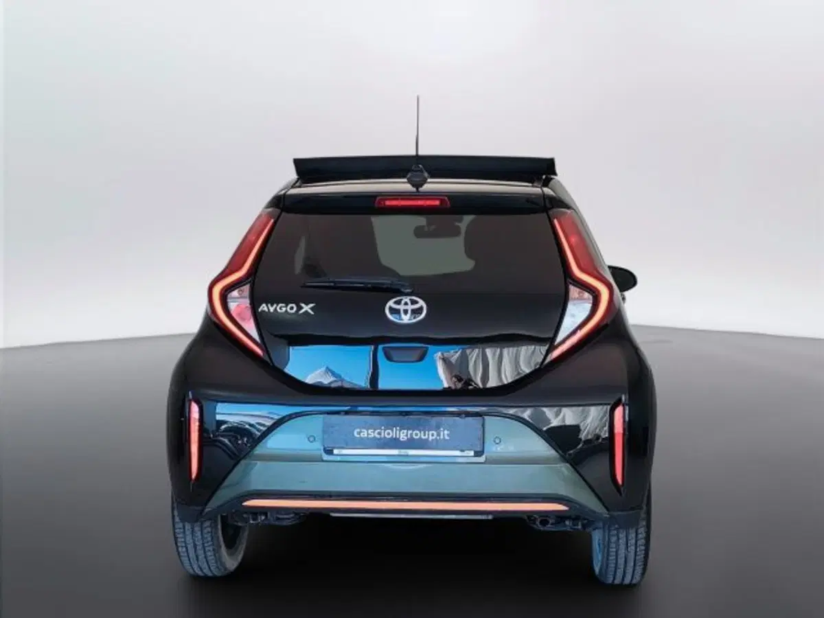 Toyota Aygo X usata a Teramo (6)