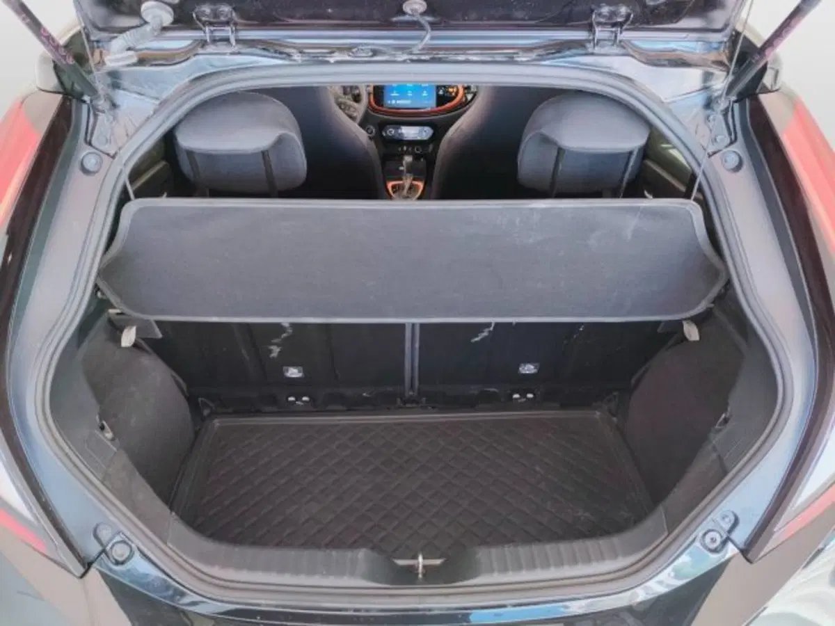 Toyota Aygo X usata a Teramo (9)